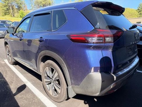 Used 2023 Nissan Rogue SL w/ SL Premium Package AWD/4WD image 2