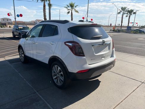 Used 2017 Buick Encore Preferred FWD image 2