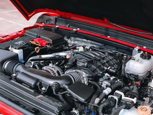 Used 2025 Jeep Wrangler Unlimited Rubicon image 22