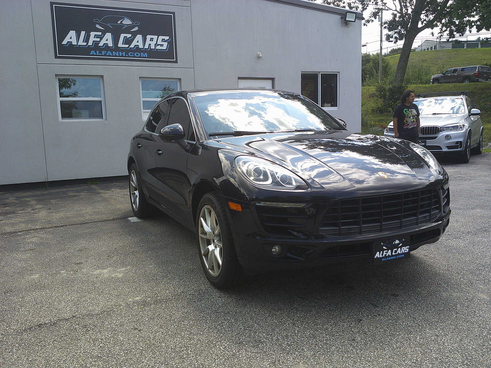 Used 2015 Porsche Macan S AWD/4WD image 3