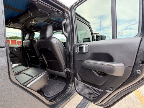 Used 2021 Jeep Gladiator Sport AWD/4WD image 50