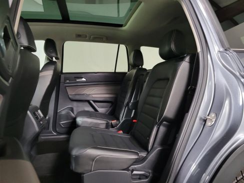 Used 2021 Volkswagen Atlas SEL Premium image 21