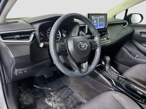 Used 2021 Toyota Corolla LE FWD image 22