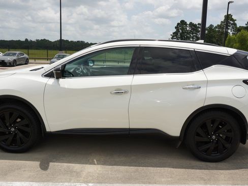 Used 2018 Nissan Murano SL w/ Midnight Edition Package FWD image 5