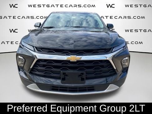 Used 2023 Chevrolet Blazer LT image 2
