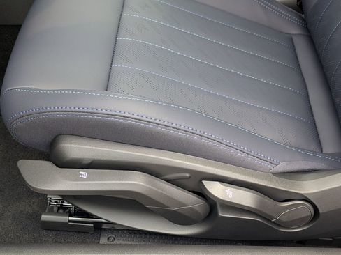 New 2026 MINI Cooper 2-Door Hardtop FWD image 13
