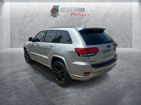 Used 2020 Jeep Grand Cherokee Altitude AWD/4WD image 3