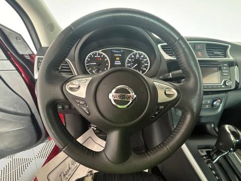 Used 2017 Nissan Sentra SV FWD image 3