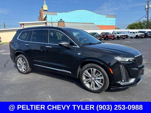 Used 2021 Cadillac XT6 Premium Luxury FWD image 1