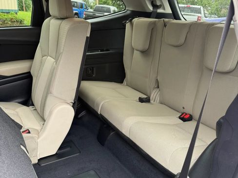 Used 2021 Subaru Ascent Premium w/ Convenience Package AWD/4WD image 20