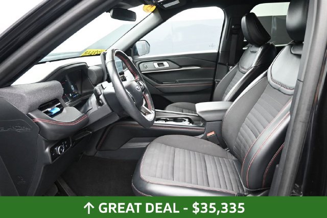 Used 2025 Ford Explorer ST-Line AWD/4WD image 15