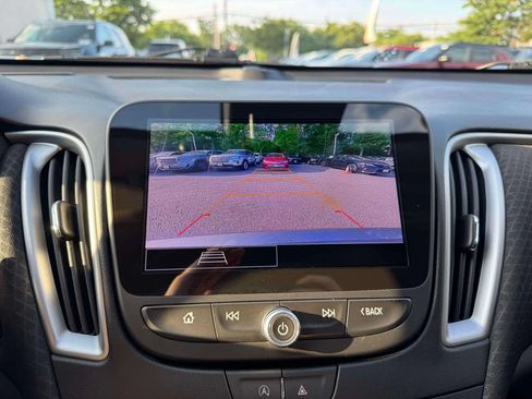 Used 2023 Chevrolet Malibu LT FWD image 30