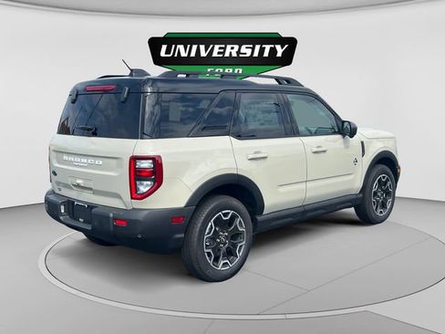 New 2025 Ford Bronco Sport Outer Banks w/ Outer Banks Tech Package+ AWD/4WD image 3
