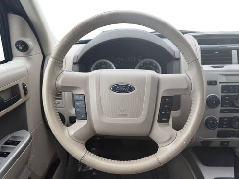 Used 2009 Ford Escape XLT FWD image 9