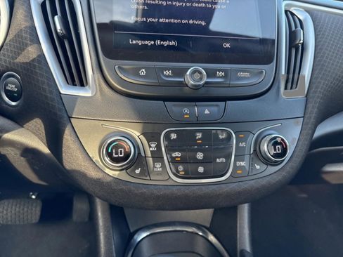 Used 2024 Chevrolet Malibu LT image 19