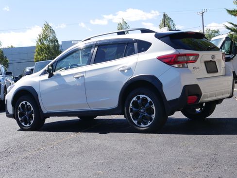 Used 2023 Subaru Crosstrek 2.0i Premium image 4