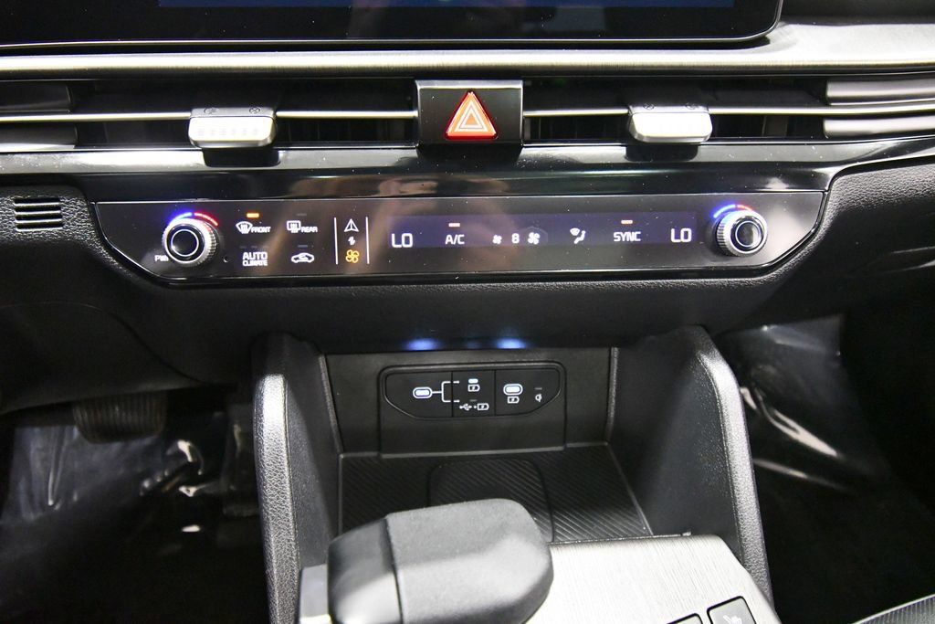 Certified 2026 Kia Sportage X-Line w/ X-Line Premium Package AWD/4WD image 26