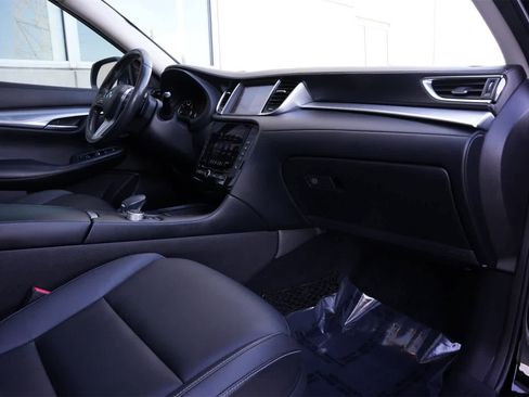 Used 2019 INFINITI QX50 Luxe w/ Navigation Package image 23