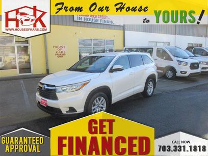 Used 2016 Toyota Highlander LE