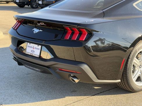 New 2026 Ford Mustang Coupe image 34