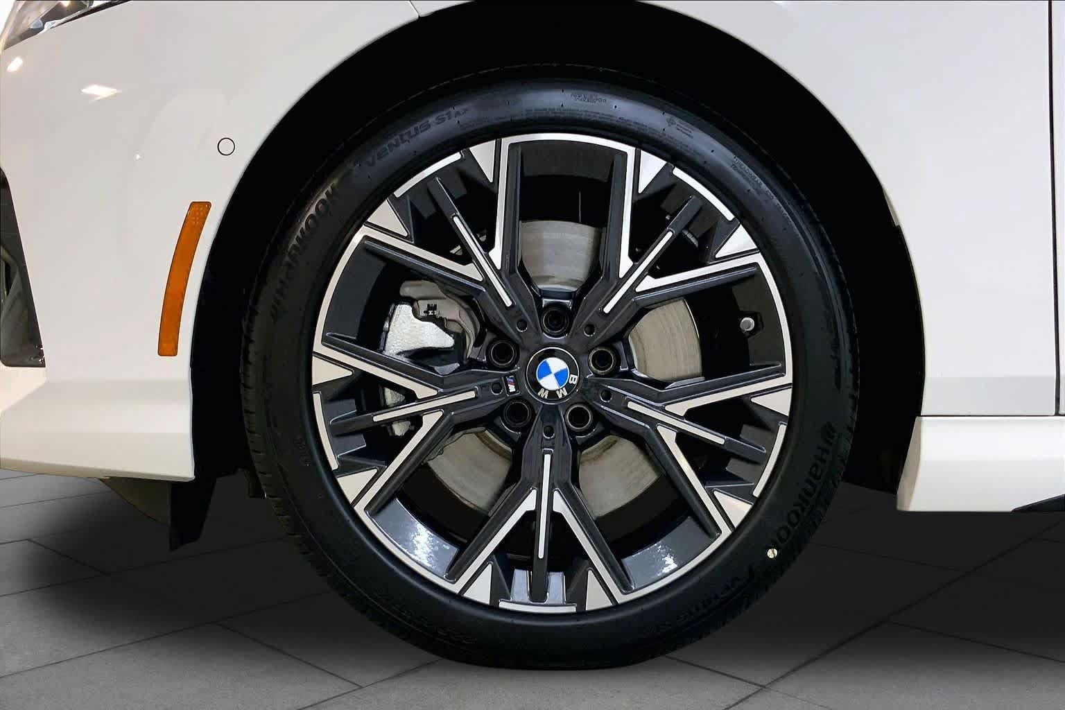New 2026 BMW 228i xDrive w/ Technology Package AWD/4WD image 11