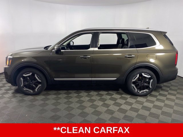 Used 2024 Kia Telluride S w/ S Sunroof Package FWD image 5