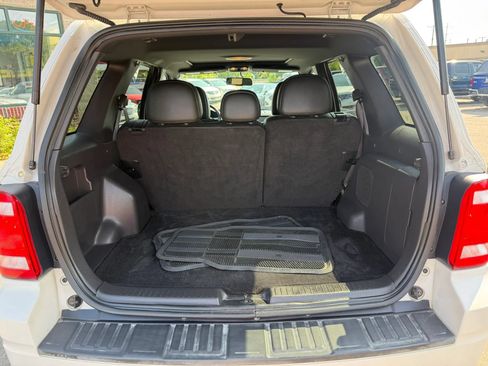 Used 2010 Ford Escape Limited FWD image 28