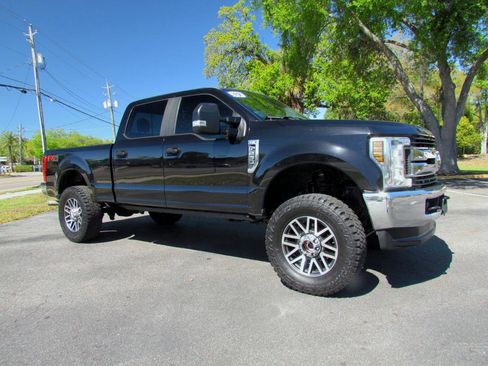 Used 2019 Ford F250 XL w/ STX Appearance Package image 13