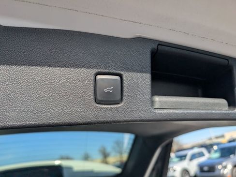 Used 2021 Ford Escape SEL image 8