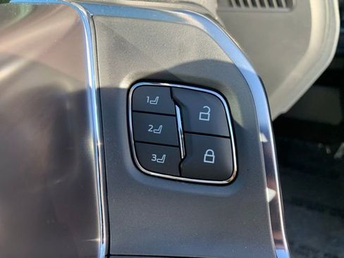 New 2026 Ford F250 Platinum image 14