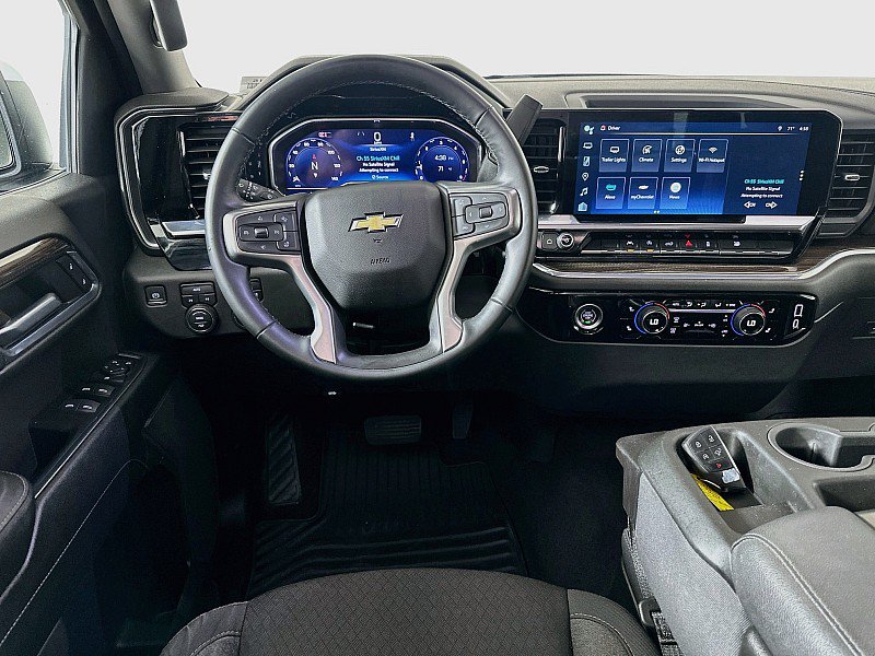 Used 2024 Chevrolet Silverado 1500 LT AWD/4WD image 20