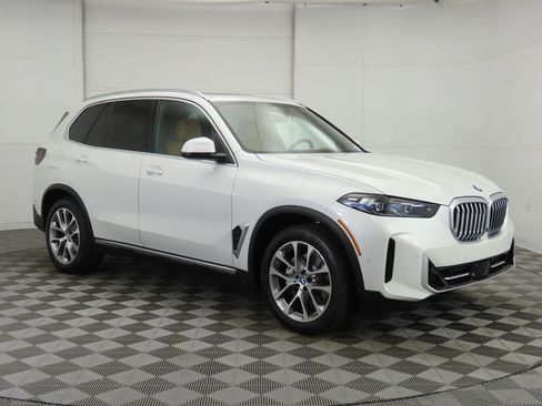 New 2026 BMW X5 xDrive40i image 3