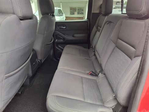 Used 2022 Nissan Frontier SV AWD/4WD image 29