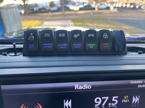 Used 2021 Jeep Wrangler Unlimited Sport image 27