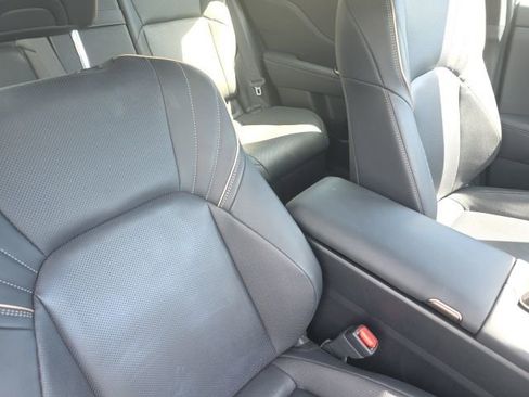 Used 2025 Toyota Crown Signia AWD/4WD image 15