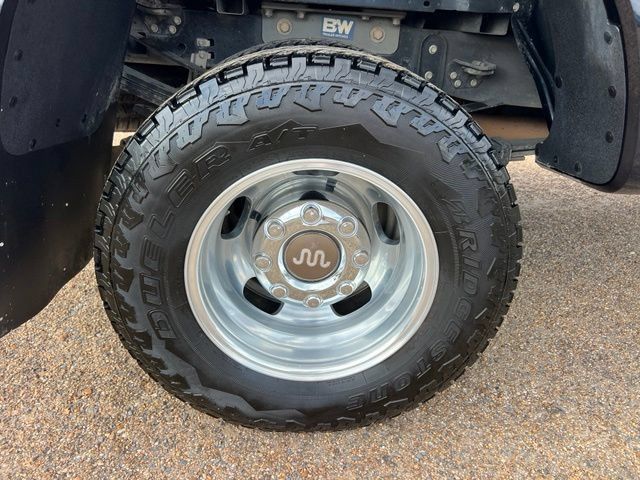 Used 2023 Ford F350 King Ranch w/ Chrome Package AWD/4WD image 9
