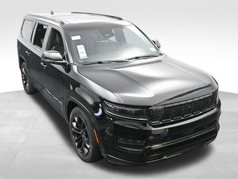 Used 2024 Jeep Grand Wagoneer Series II w/ Quick Order Packagew 28T image 64