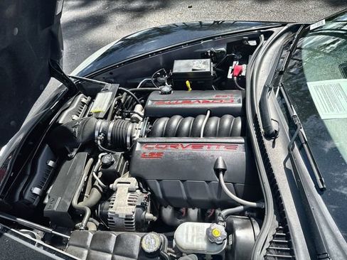 Used 2006 Chevrolet Corvette Convertible w/ Preferred Equipment Group image 30