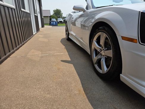 Used 2011 Chevrolet Camaro SS w/ RS Package RWD image 13