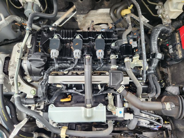 Used 2024 Nissan Kicks SV FWD image 32