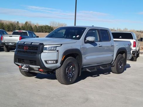 New 2026 Nissan Frontier PRO-4X w/ Pro-4x Convenience Package image 1