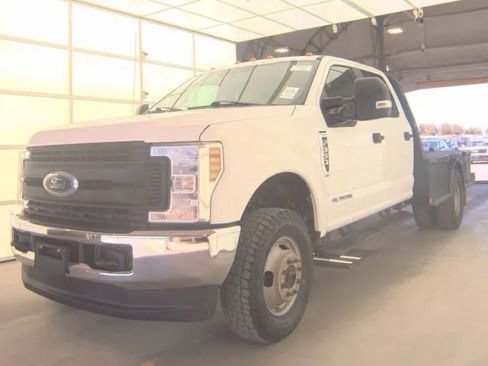 Used 2018 Ford F350 XL w/ Power Equipment Group image 1