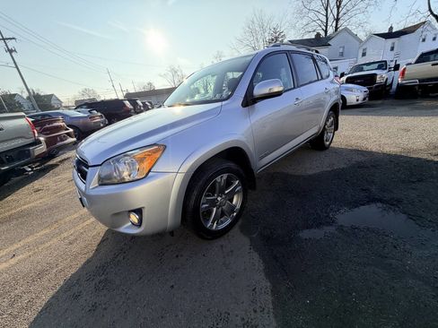 Used 2010 Toyota RAV4 Sport image 40