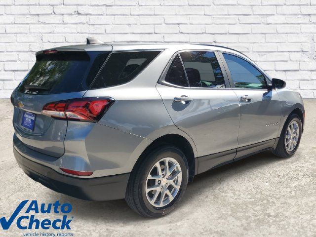 Used 2023 Chevrolet Equinox LS FWD image 4
