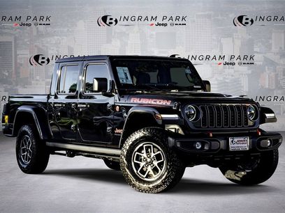 New 2025 Jeep Gladiator Rubicon w/ Convenience Group