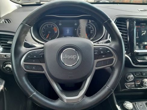Used 2019 Jeep Cherokee Limited w/ Trailer Tow Group AWD/4WD image 13