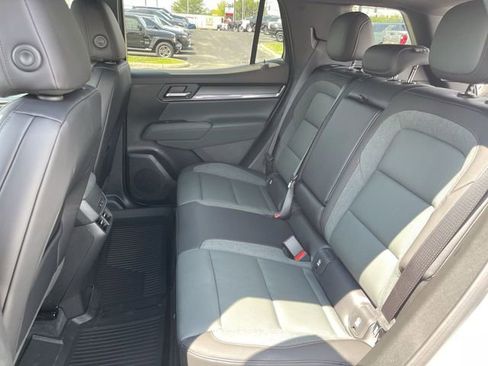 New 2026 GMC Terrain AT4 w/ Convenience Package III image 23