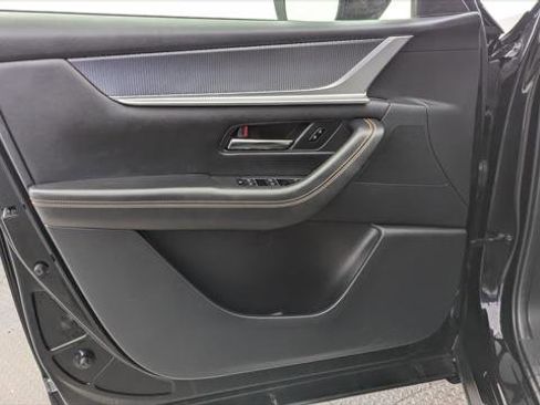 Used 2024 MAZDA CX-90 3.3 Turbo w/ Preferred Plus image 13