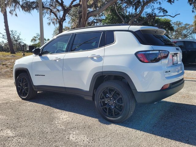 Used 2026 Jeep Compass Latitude AWD/4WD image 5