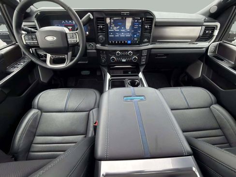 Used 2026 Ford F450 Platinum image 14